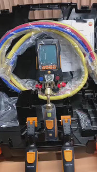 Testo 557S Colector digital de 4 vías con vacuómetro y termómetros de pinza - Completo con estuche